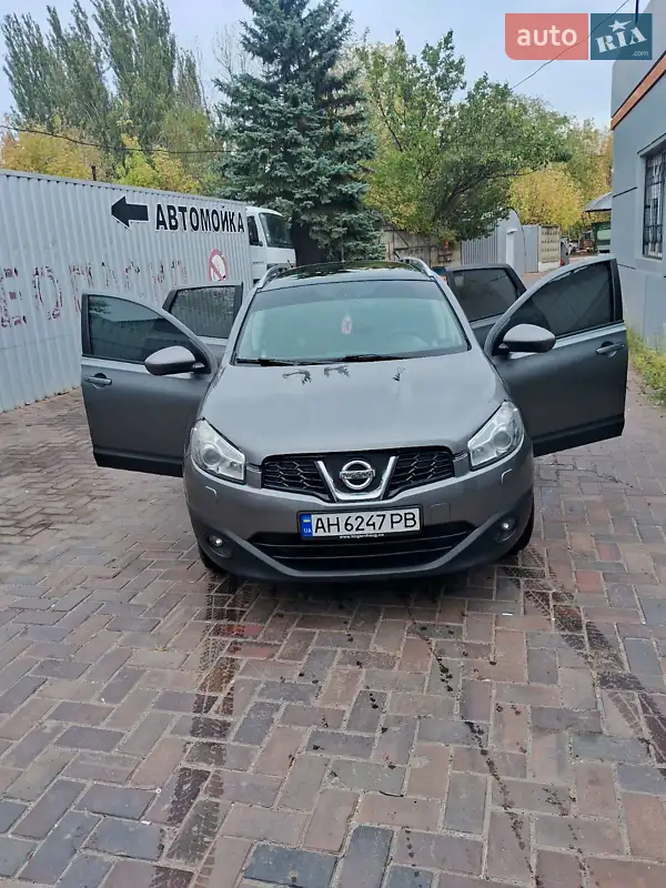 Nissan Qashqai+2 2012