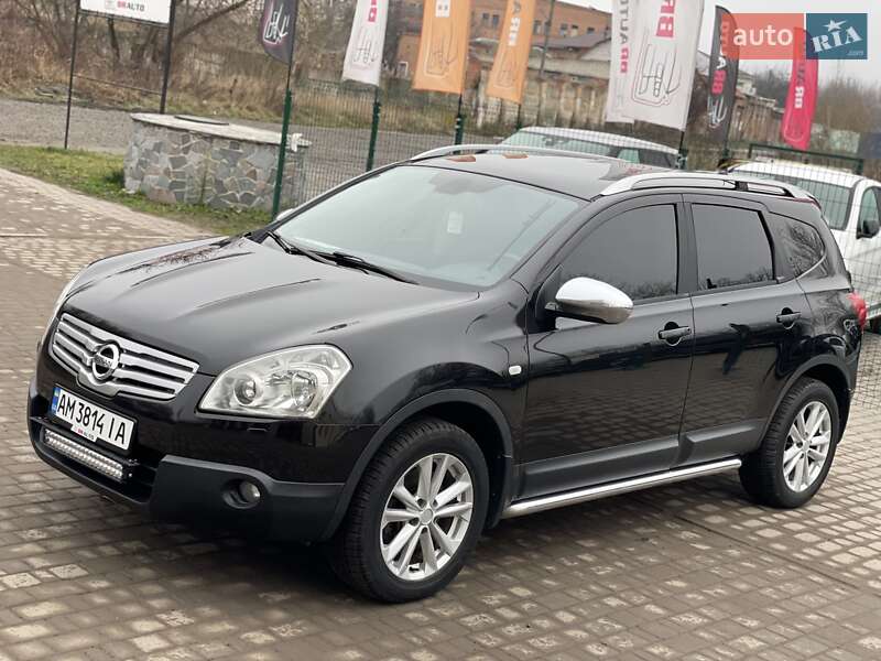 Внедорожник / Кроссовер Nissan Qashqai+2 2009 в Бердичеве
