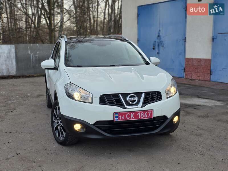 Внедорожник / Кроссовер Nissan Qashqai+2 2011 в Калуше