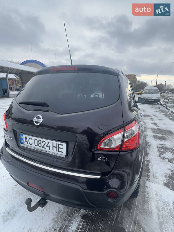 Позашляховик / Кросовер Nissan Qashqai+2 2011 в Луцьку