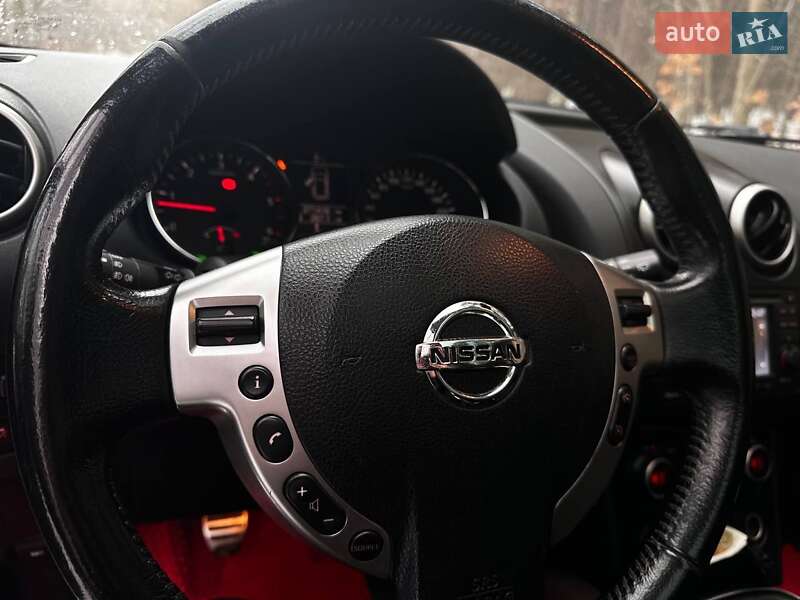 Внедорожник / Кроссовер Nissan Qashqai+2 2011 в Ивано-Франковске