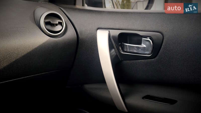 Внедорожник / Кроссовер Nissan Qashqai+2 2012 в Кременчуге фото 108 Внедорожник / Кроссовер Nissan Qashqai+2 2012 в Кременчуге