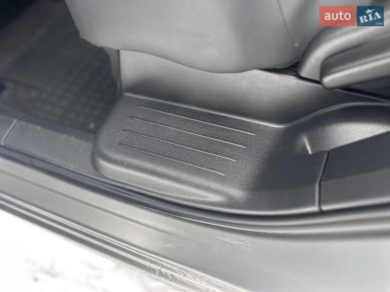 Внедорожник / Кроссовер Nissan Qashqai+2 2011 в Луцке фото 38 Внедорожник / Кроссовер Nissan Qashqai+2 2011 в Луцке