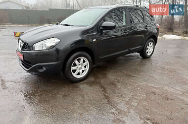 Внедорожник / Кроссовер Nissan Qashqai+2 2010 в Полтаве
