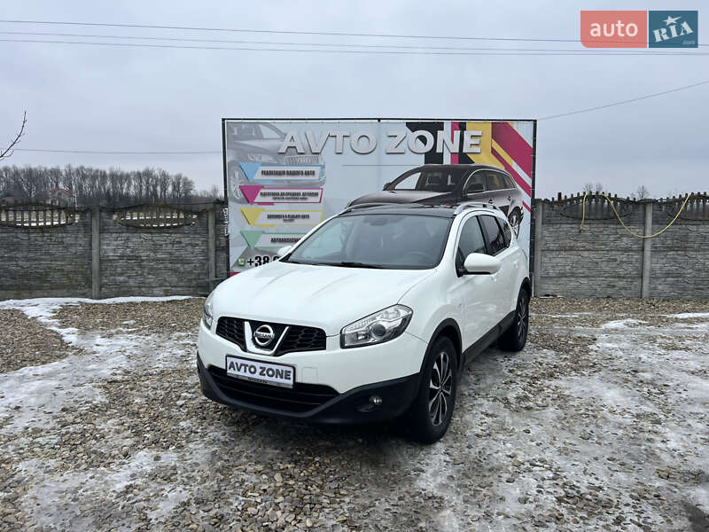 Nissan Qashqai+2 2012