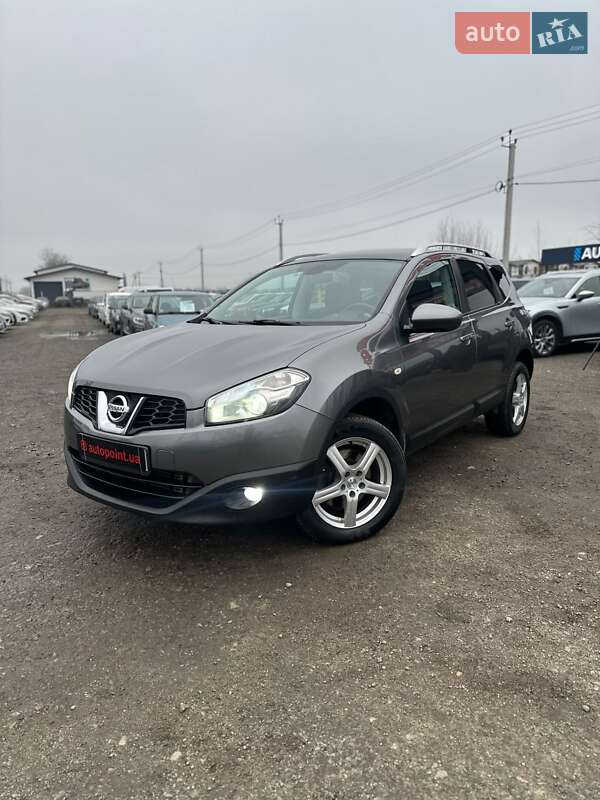 Nissan Qashqai+2 2012