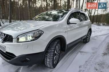 Внедорожник / Кроссовер Nissan Qashqai+2 2010 в Лебедине