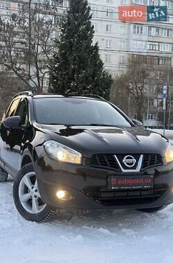 Позашляховик / Кросовер Nissan Qashqai+2 2013 в Сумах