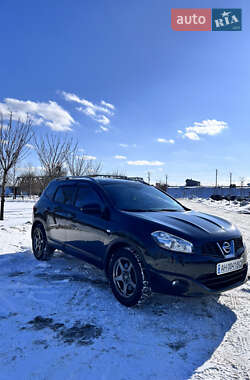 Позашляховик / Кросовер Nissan Qashqai+2 2011 в Ірпені
