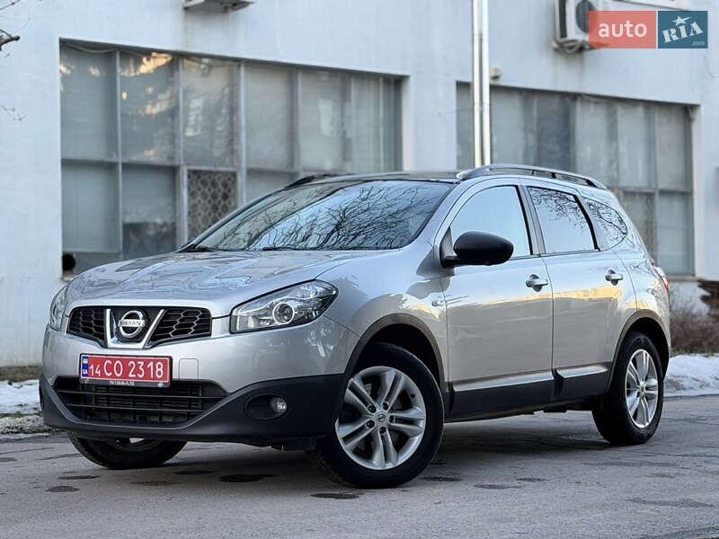 Nissan Qashqai+2 2014