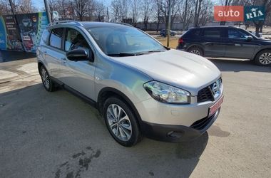 Внедорожник / Кроссовер Nissan Qashqai+2 2013 в Кременчуге