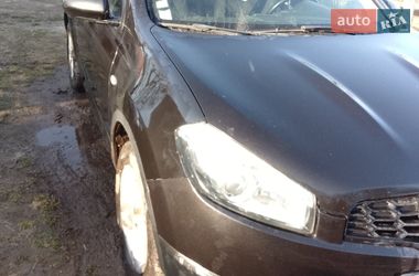 Позашляховик / Кросовер Nissan Qashqai+2 2010 в Здолбуніві