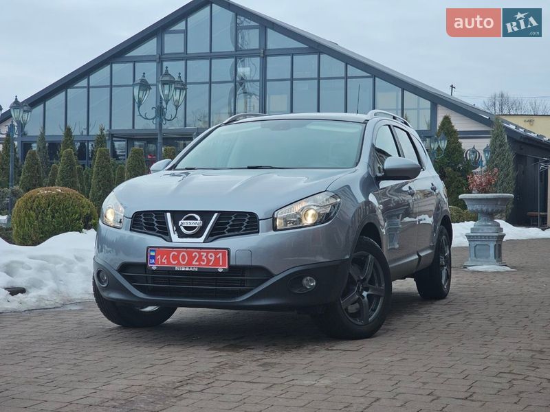 Nissan Qashqai+2 2012