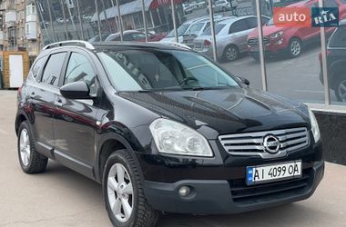 Внедорожник / Кроссовер Nissan Qashqai+2 2010 в Киеве