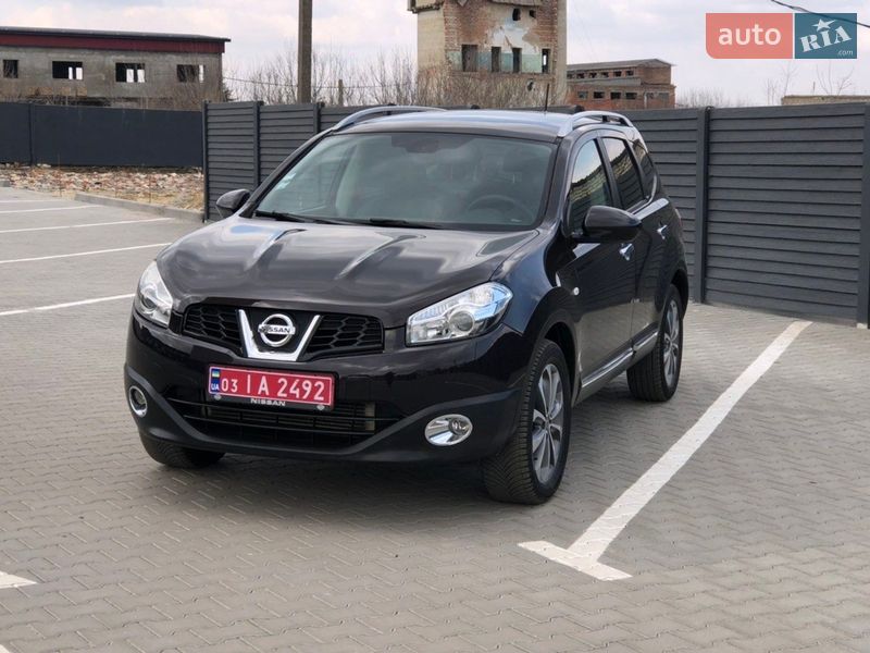 Nissan Qashqai+2 2012