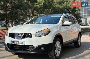 Внедорожник / Кроссовер Nissan Qashqai+2 2010 в Луцке