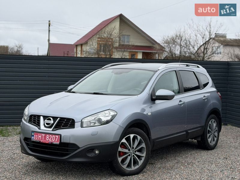 Nissan Qashqai+2 2012
