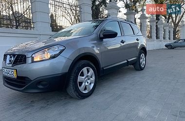 Внедорожник / Кроссовер Nissan Qashqai+2 2010 в Вишневце
