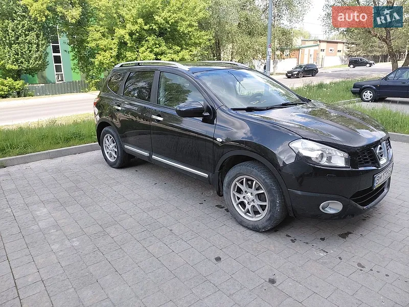 Nissan Qashqai+2