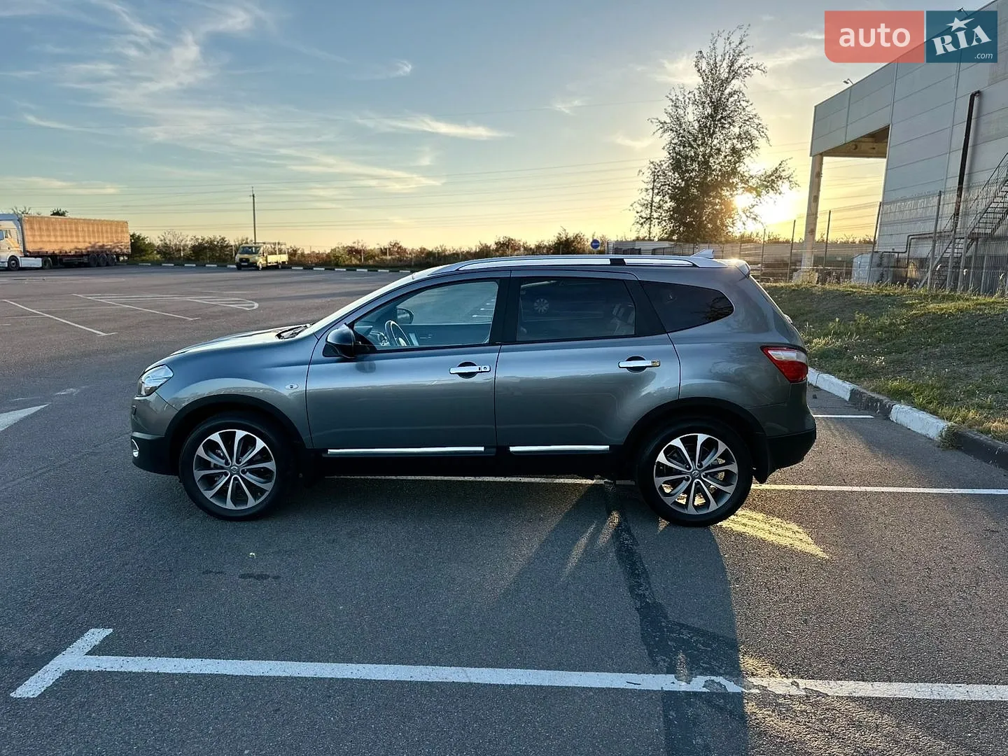 2010 Nissan Qashqai+2 - мініатюра 9