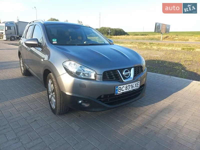 Nissan Qashqai+2