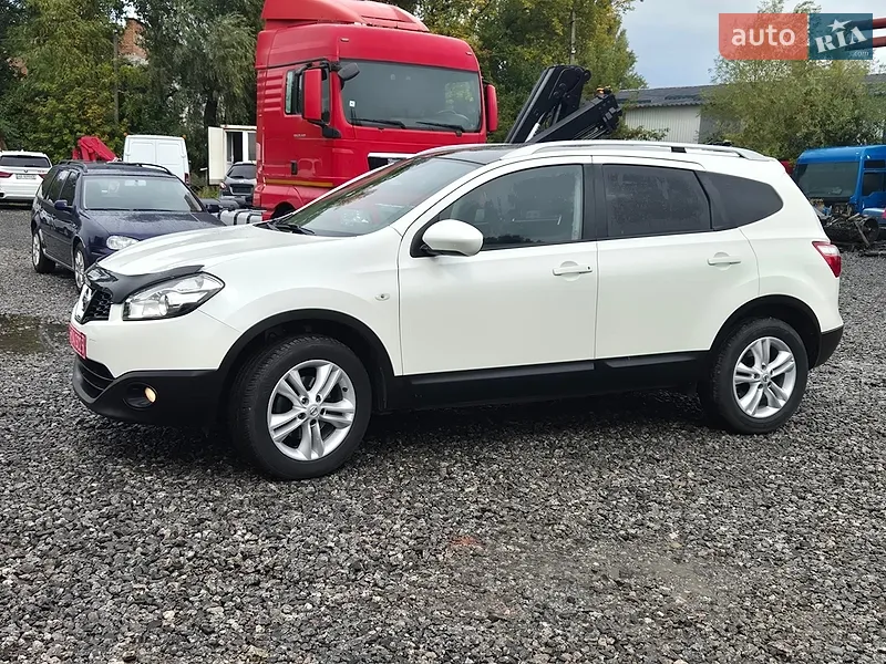 Nissan Qashqai+2