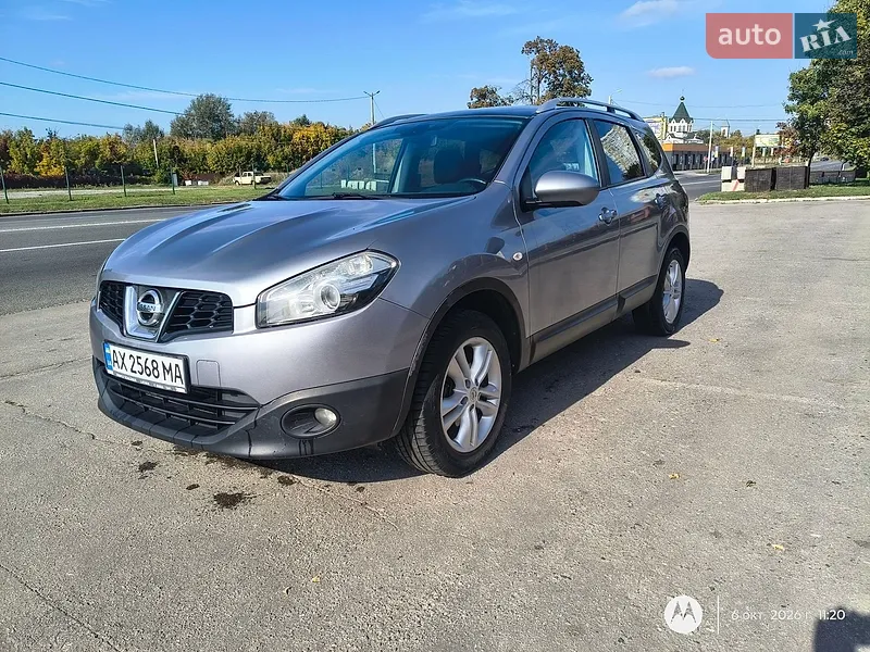 Nissan Qashqai+2