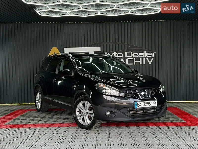 Nissan Qashqai+2 2012
