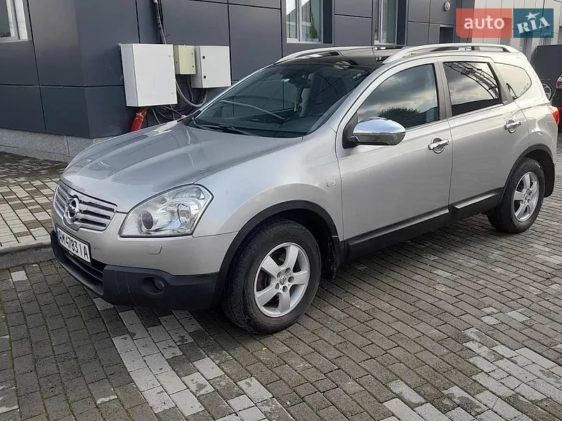Nissan Qashqai+2