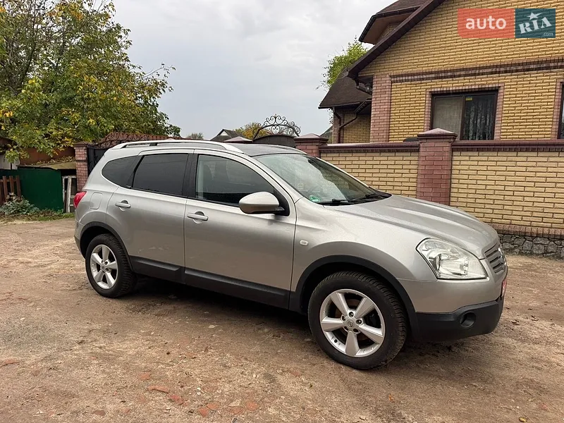 Nissan Qashqai+2