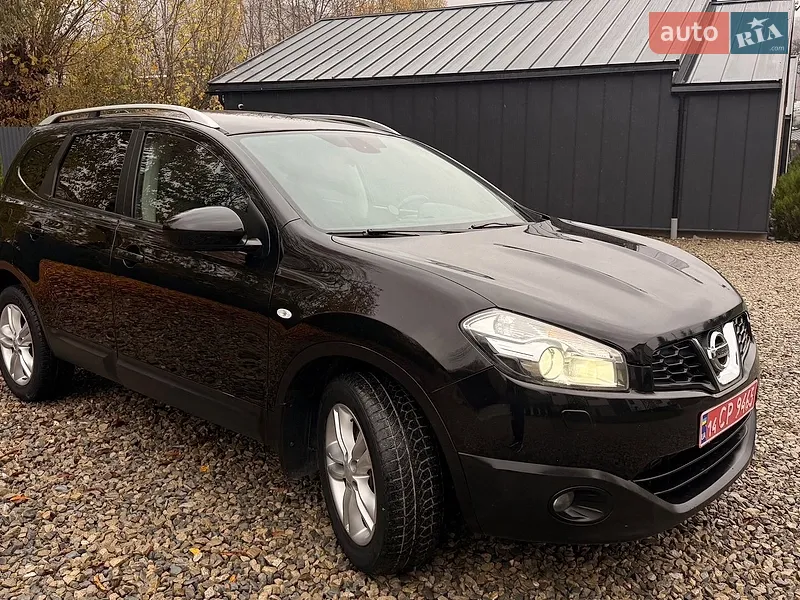 Nissan Qashqai+2