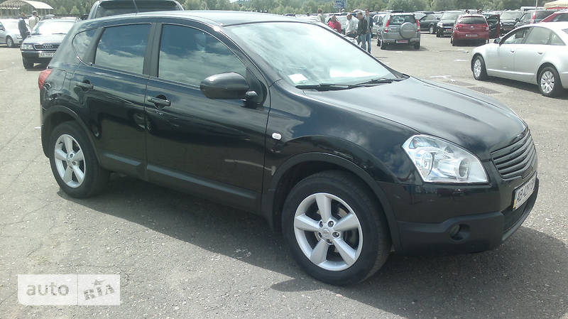 Внедорожник / Кроссовер Nissan Qashqai 2008 в 
