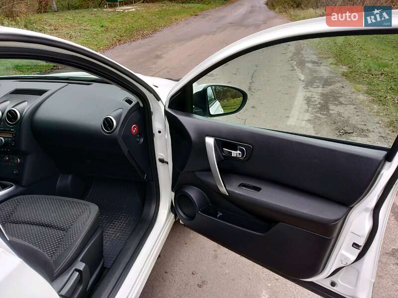 Внедорожник / Кроссовер Nissan Qashqai 2008 в Львове