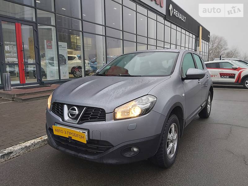 Позашляховик / Кросовер Nissan Qashqai 2011 в Києві