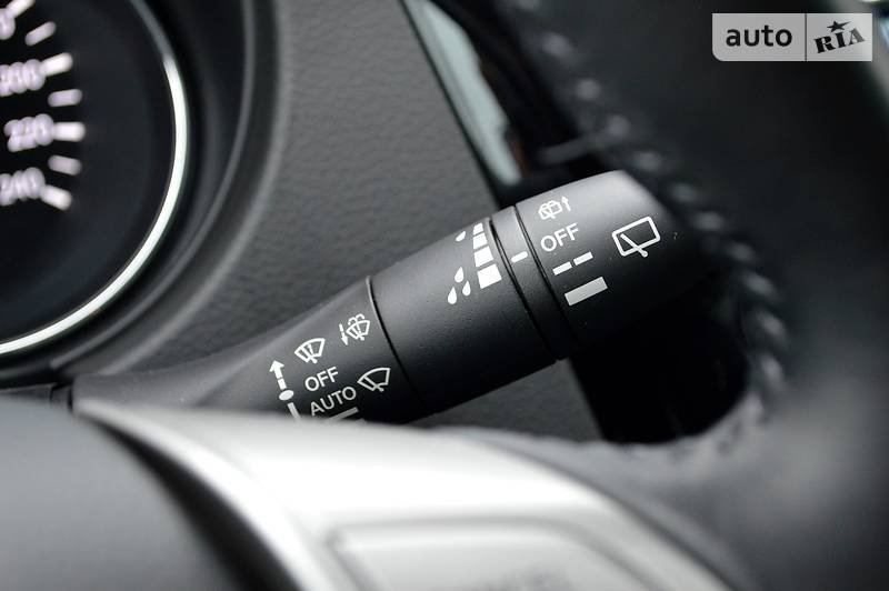 Позашляховик / Кросовер Nissan Qashqai 2016 в Одесі