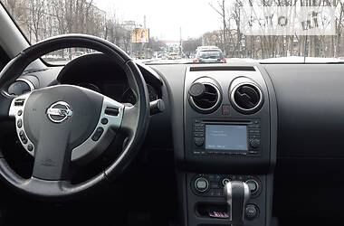Позашляховик / Кросовер Nissan Qashqai 2010 в 