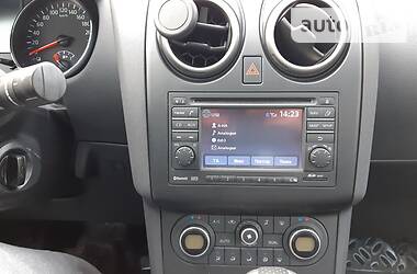 Позашляховик / Кросовер Nissan Qashqai 2010 в 