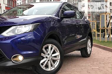 Внедорожник / Кроссовер Nissan Qashqai 2016 в Ивано-Франковске