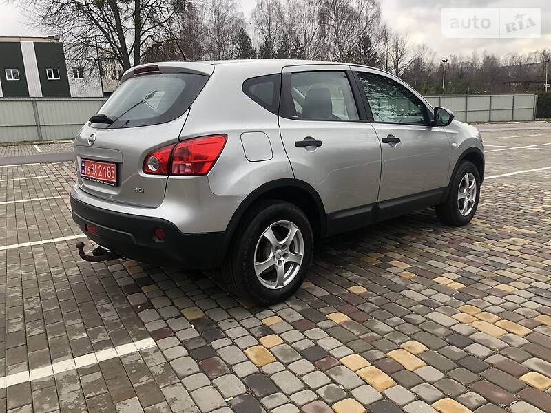 Позашляховик / Кросовер Nissan Qashqai 2008 в Луцьку