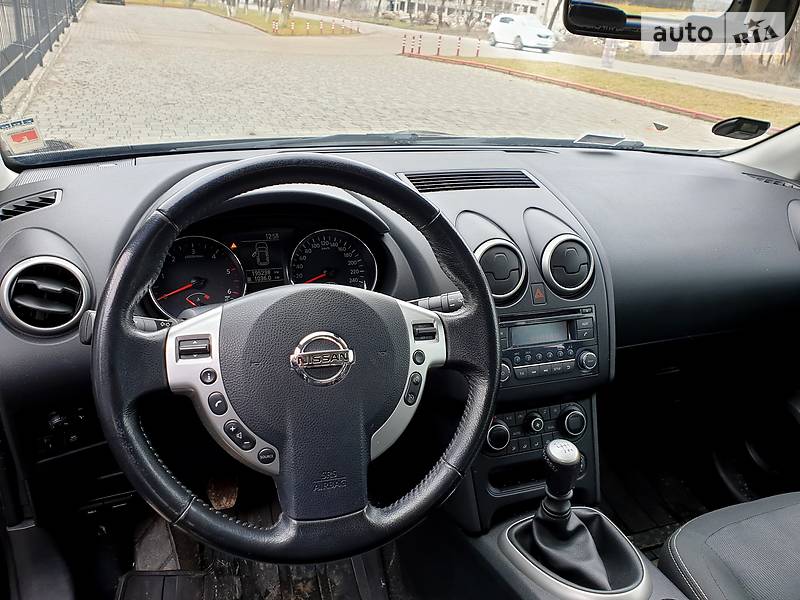 Позашляховик / Кросовер Nissan Qashqai 2011 в Тернополі