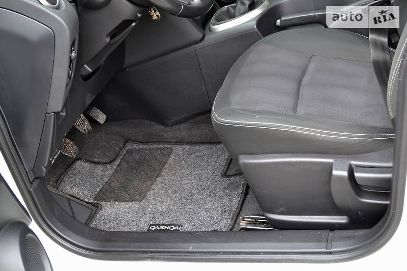 Позашляховик / Кросовер Nissan Qashqai 2011 в Тернополі