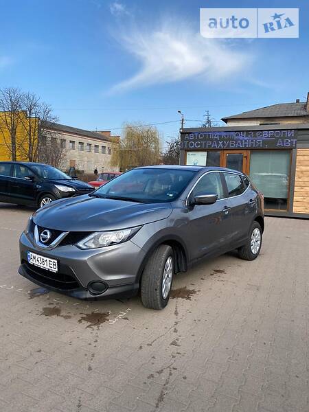 Позашляховик / Кросовер Nissan Qashqai 2015 в Житомирі фото 3 Позашляховик / Кросовер Nissan Qashqai 2015 в Житомирі