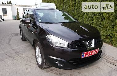 Позашляховик / Кросовер Nissan Qashqai 2011 в 