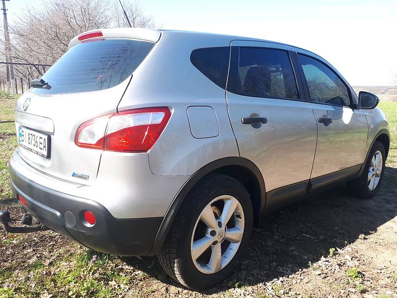 Позашляховик / Кросовер Nissan Qashqai 2011 в Полтаві