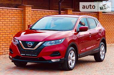 Позашляховик / Кросовер Nissan Qashqai 2018 в 