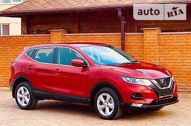Позашляховик / Кросовер Nissan Qashqai 2018 в 