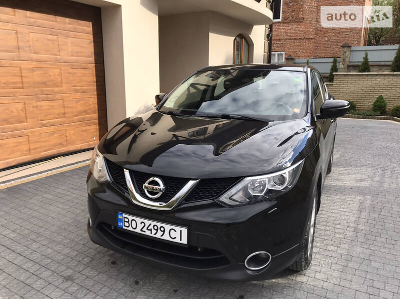 Позашляховик / Кросовер Nissan Qashqai 2015 в Тернополі