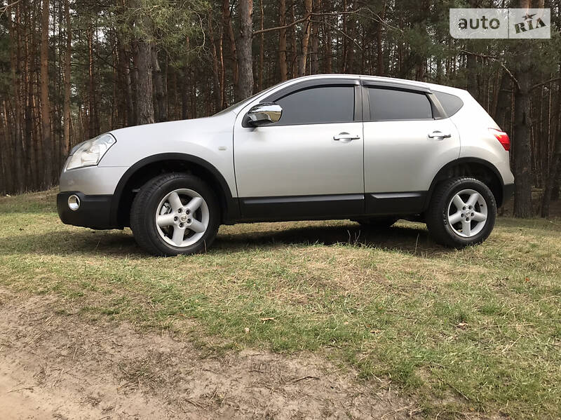 Позашляховик / Кросовер Nissan Qashqai 2010 в Полтаві