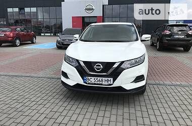 Позашляховик / Кросовер Nissan Qashqai 2017 в Львові