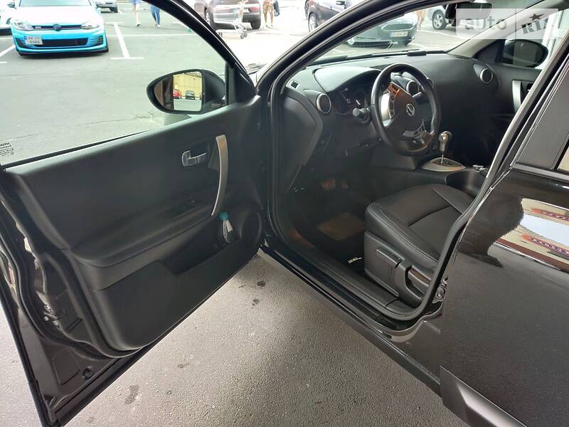 Позашляховик / Кросовер Nissan Qashqai 2013 в Києві